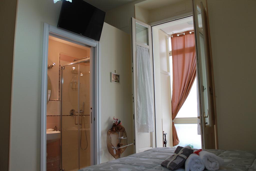 Hotel Da Agnese Locazioni Brevi Cagliari Pokoj fotografie
